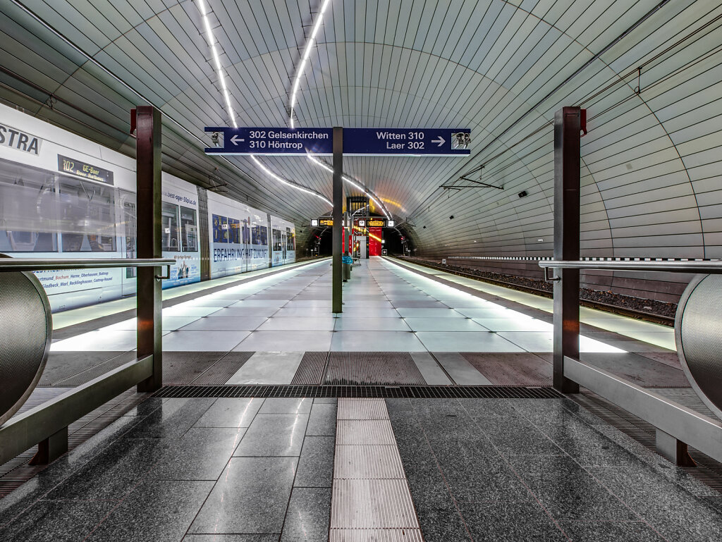 U-Bahnhof Lohring, Bochum